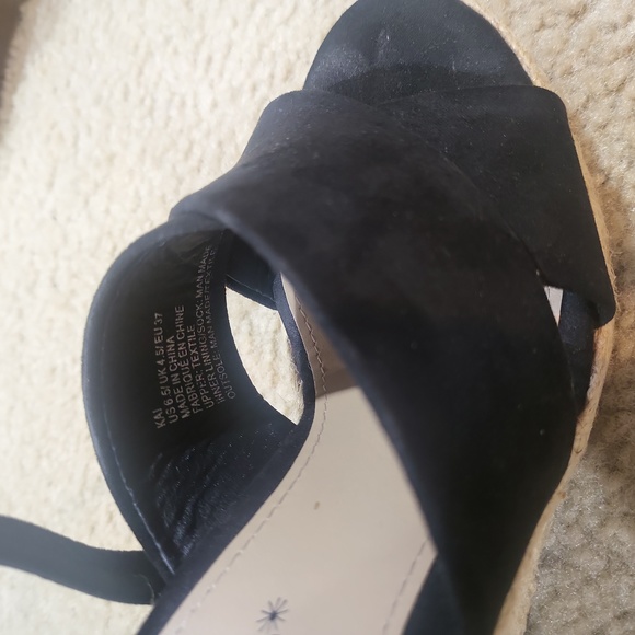 Wedges - Picture 2 of 2